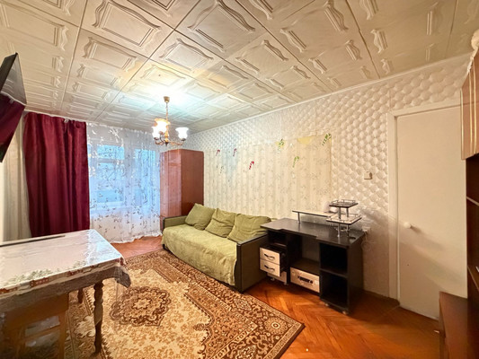 Купить 4-комнатную квартиру